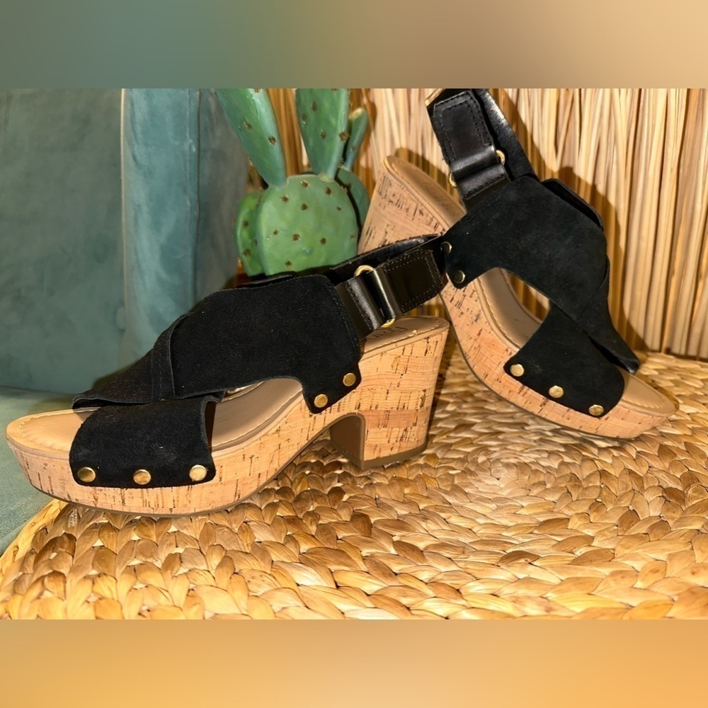 UEC Franco Sarto Artisanal L-Kicks, Black Suede Cork-design Wedge -Size 7 - Picture 3 of 10